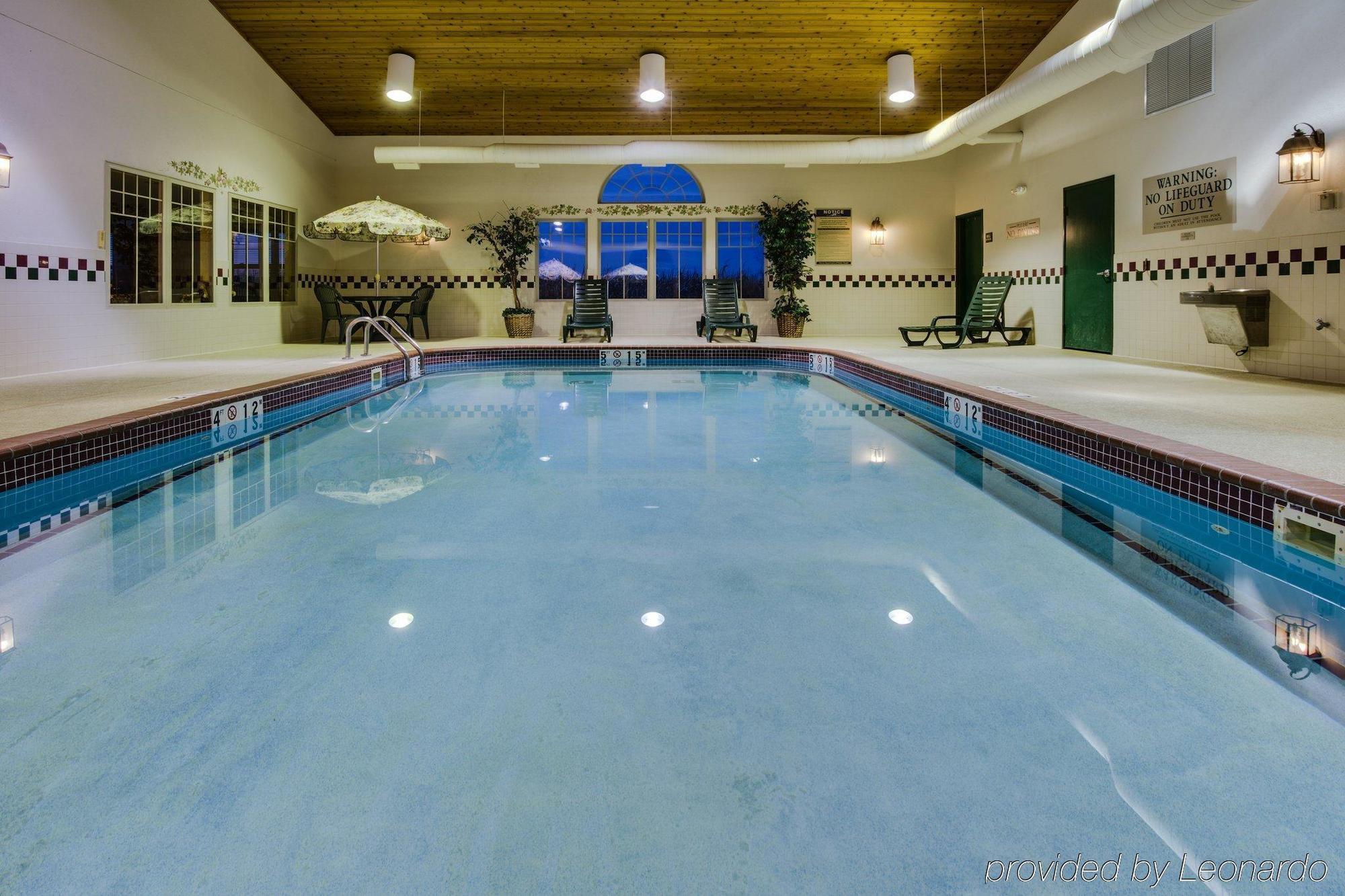 Country Inn & Suites By Radisson, Stockton, Il Экстерьер фото